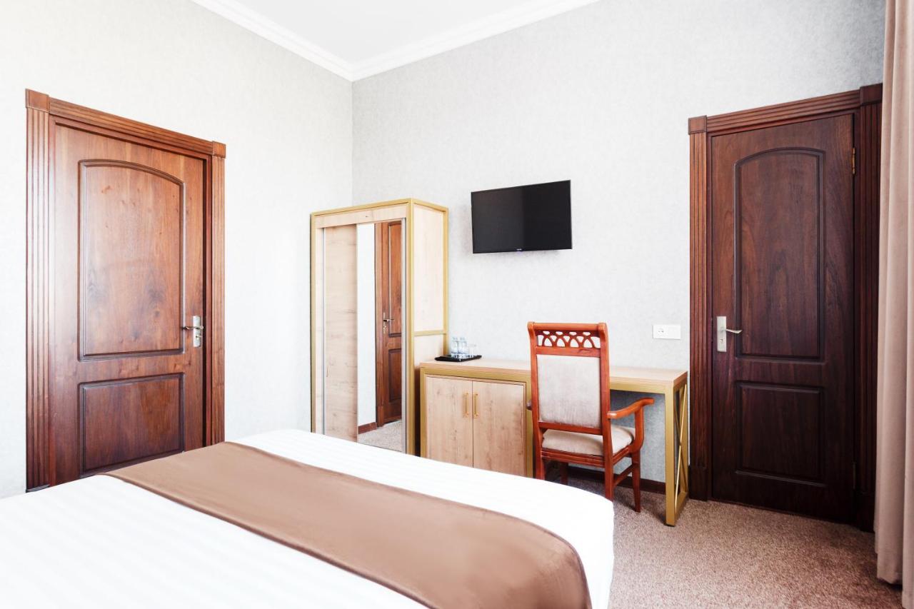 Western Suites Hotel Taszkent Zewnętrze zdjęcie