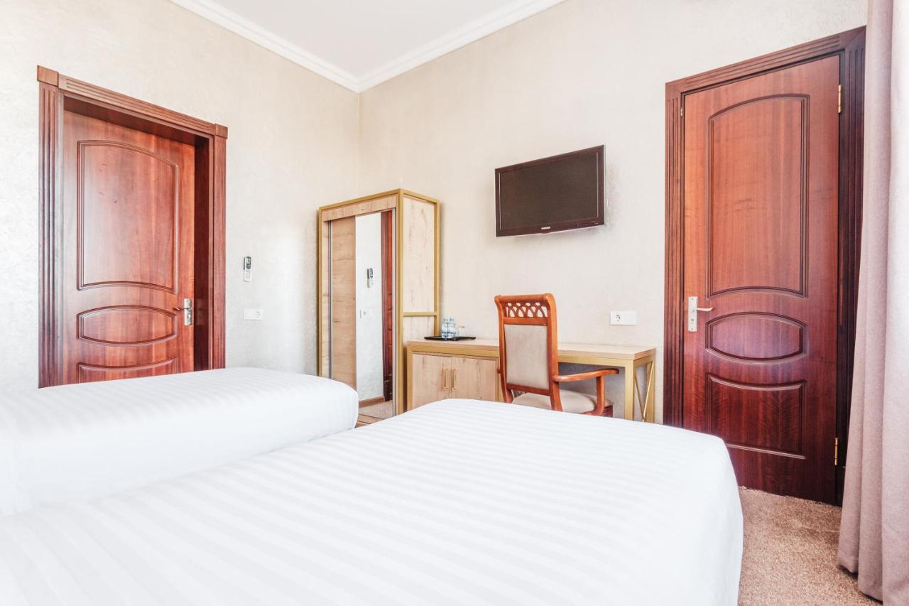 Western Suites Hotel Taszkent Zewnętrze zdjęcie